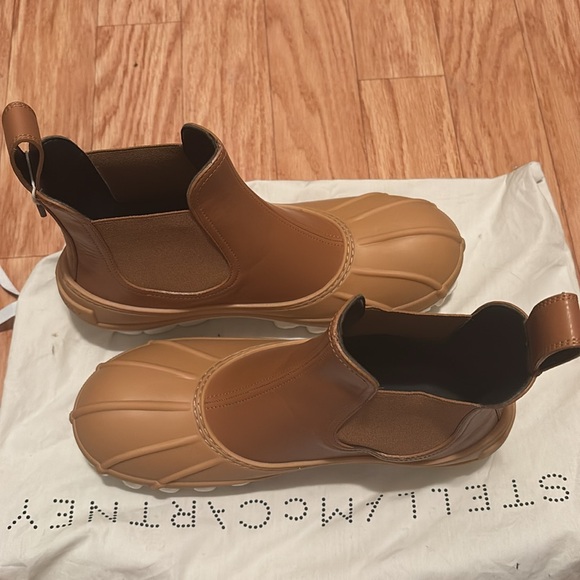 Stella McCartney - Duck City Ankle Boots - Picture 2 of 4
